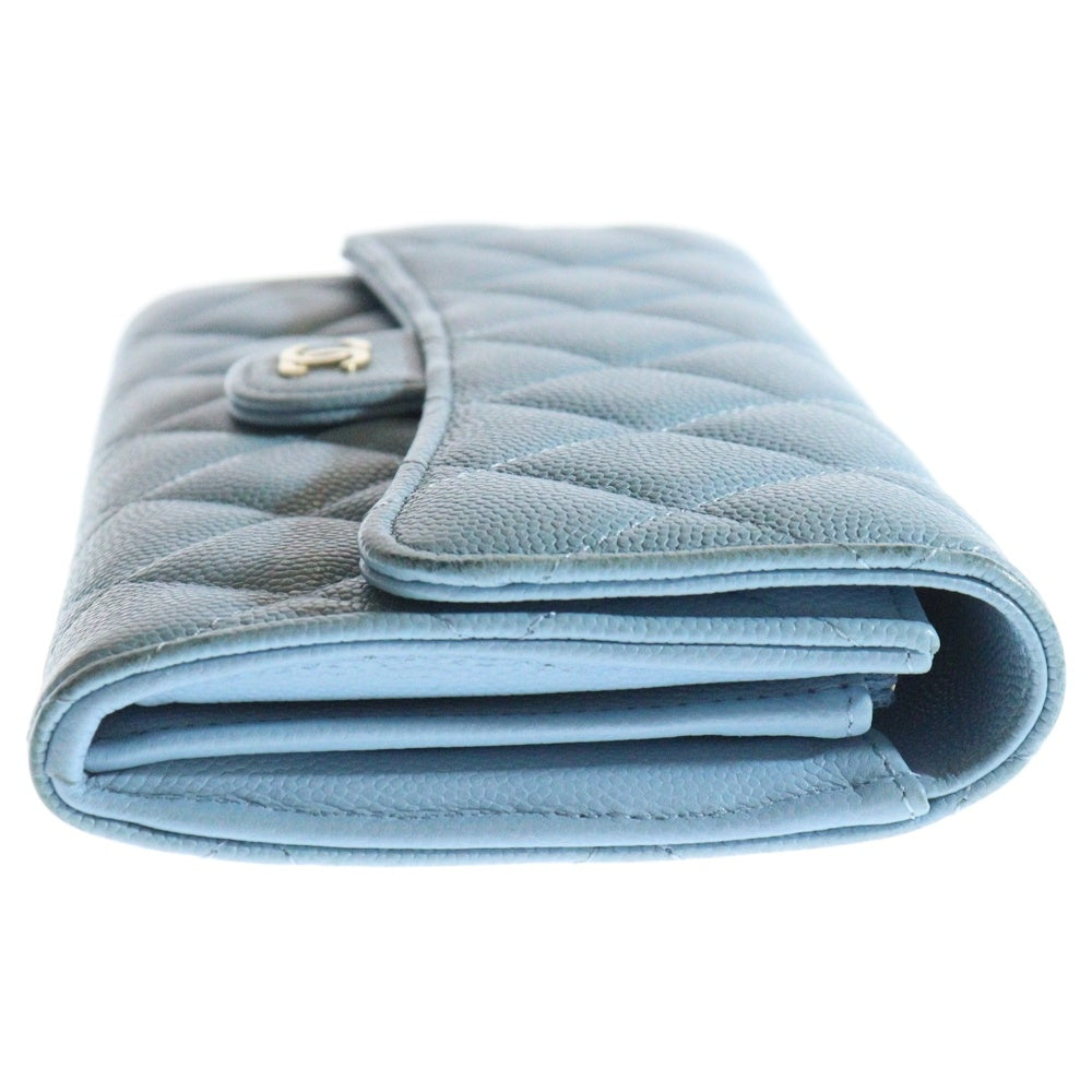 CHANEL(シャネル) マトラッセ ココマーク キャビアスキン フラップロングウォレット ライトブルー