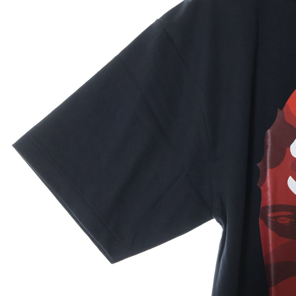 A BATHING APE(アベイシングエイプ) COLOR CAMO BY BATHING APE TEE クルーネック半袖Tシャツカットソー ブラック/レッド 001TEL801017M