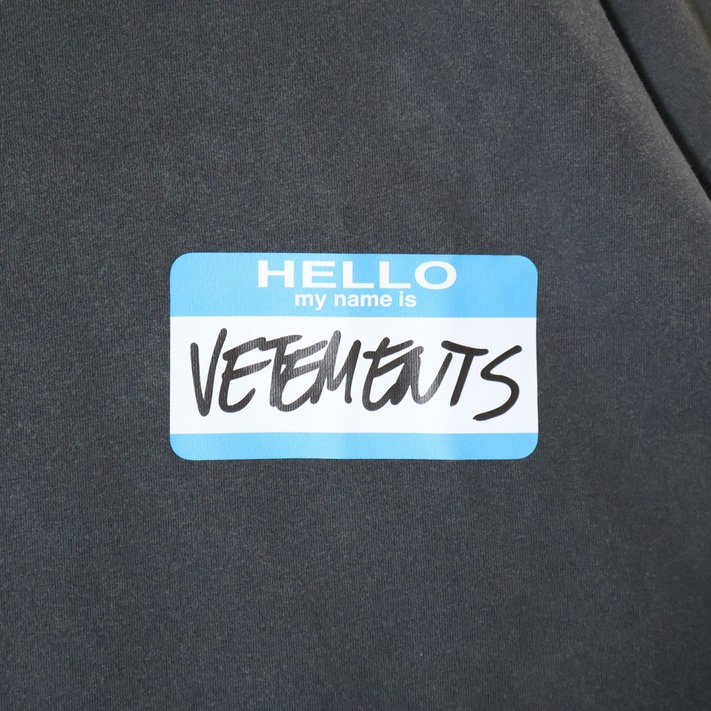 VETEMENTS(ヴェトモン) 23SS MY NAME IS VETEMENTS FADED TEE 両面プリント クルーネック半袖Tシャツカットソー グレー UE63TR640B