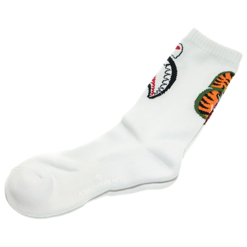 A BATHING APE(アベイシングエイプ) SHARK SOCKS シャークグラフィックソックッス ホワイト 1L80-184-005