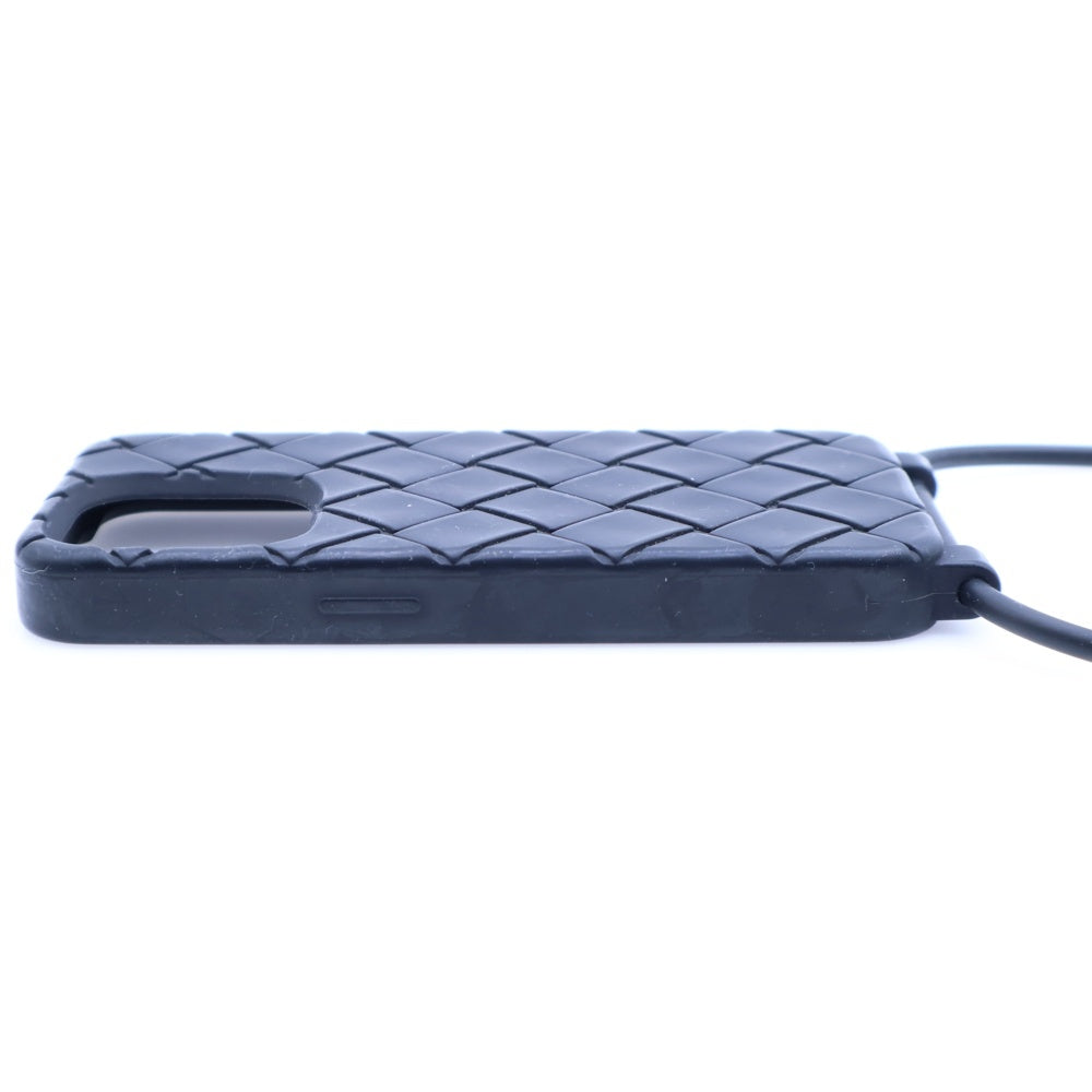 BOTTEGA VENETA(ボッテガヴェネタ) iPhone14PRO用 イントレチャート ショルダーストラップ付ラバースマホケース ブラック