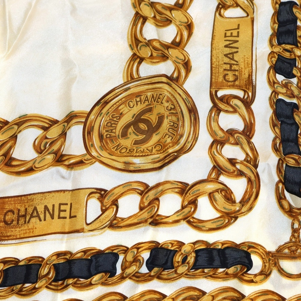 CHANEL(シャネル) ココマーク チェーンデザイン 大判シルクスカーフ ベージュ