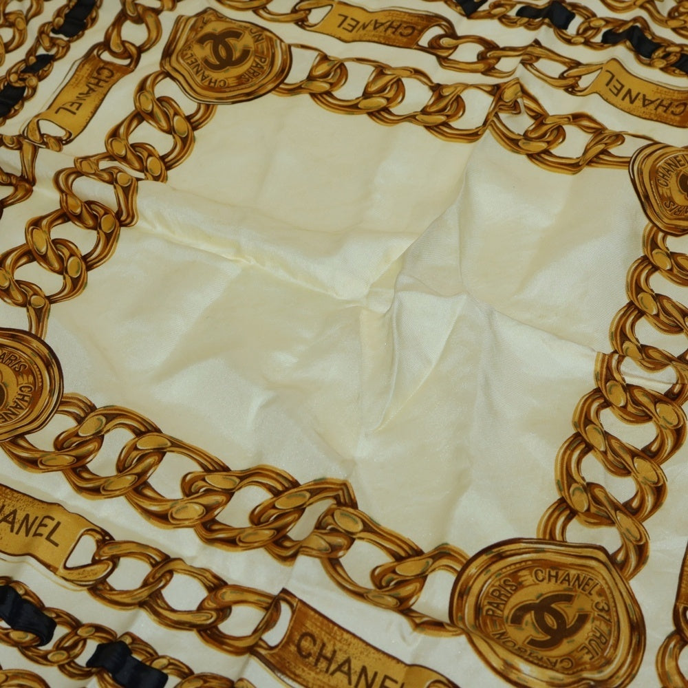 CHANEL(シャネル) ココマーク チェーンデザイン 大判シルクスカーフ ベージュ