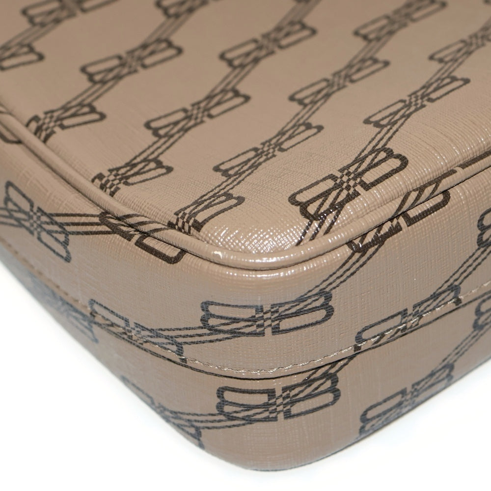 BALENCIAGA(バレンシアガ) BBモノグラム ミディアム総柄レザーショルダーカメラバッグ ブラウン 702723