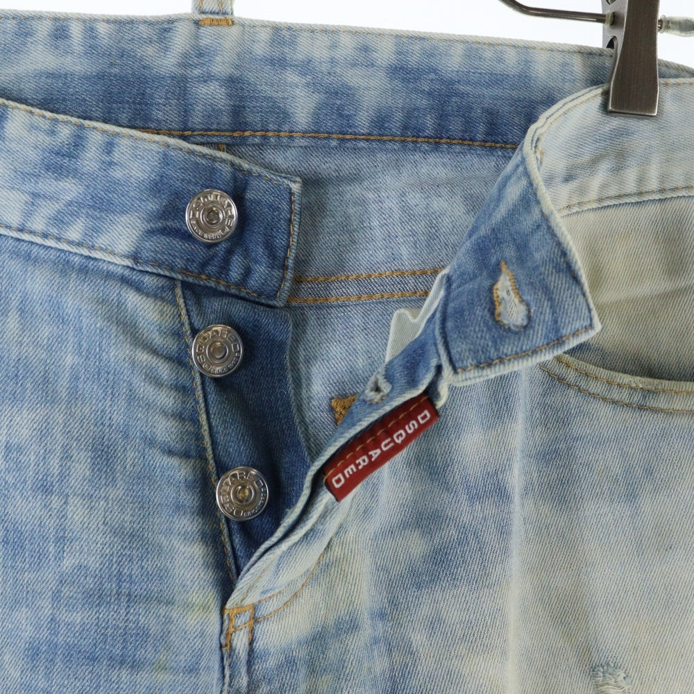 DSQUARED2(ディースクエアード) ボタンフライ ダメージ加工 ストレートデニムパンツ ジーンズ ライトブルー S71LA0638