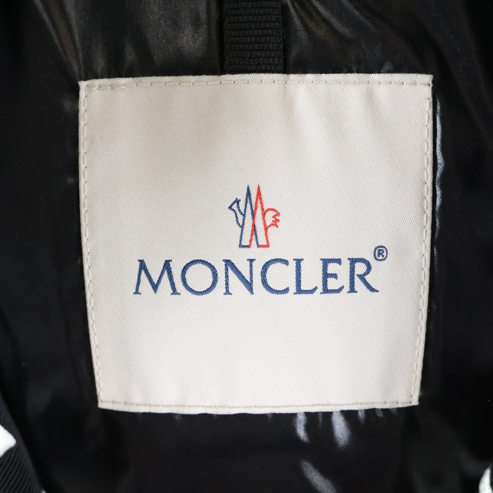 MONCLER(モンクレール) 19AW MONTCLA モンクラー ロゴ刺繍 ラバーワッペン フーデッド ジップアップ ダウンジャケット ブラック E20914194385