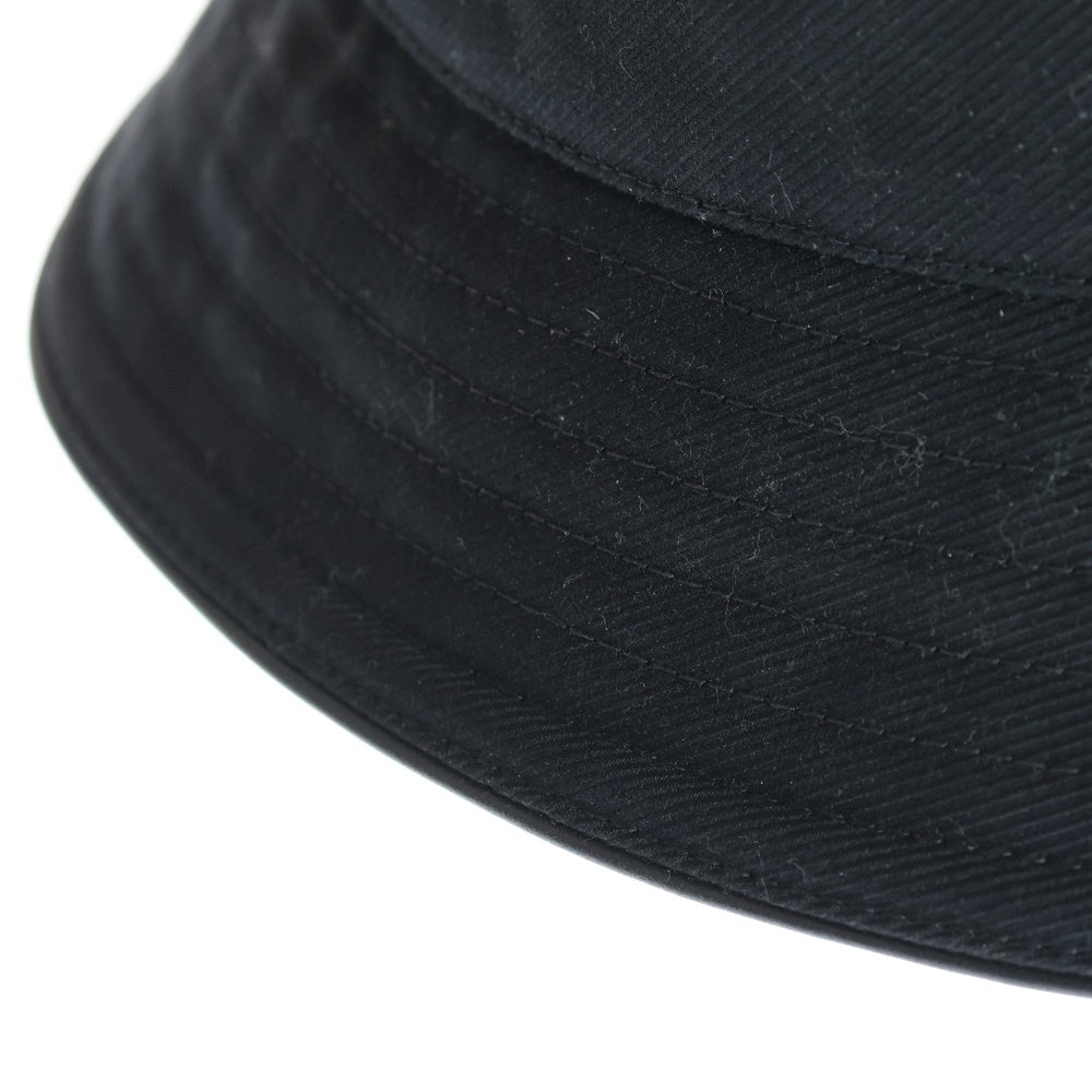 BURBERRY(バーバリー) ホースフェリーモチーフ フロント刺繍ロゴ バケットハット 帽子 ブラック 8053474