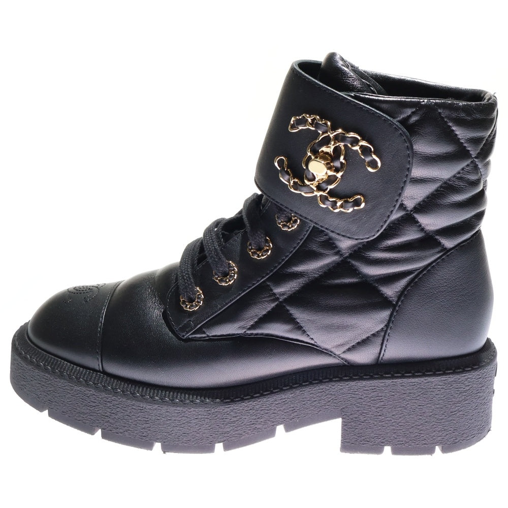 CHANEL(シャネル) 24AW マトラッセ ココマーク キルティングレザーショートブーツ レディース ブラック/ゴールド G45923