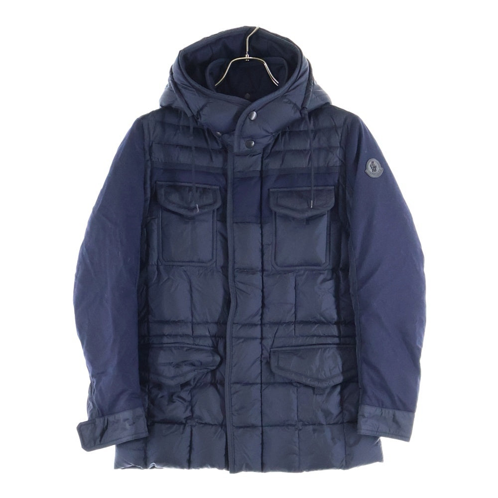 MONCLER(モンクレール) JACOB ヤコブ 袖切り替え ワッペン付き フーディーダウンジャケット ネイビー B20914139585 53227