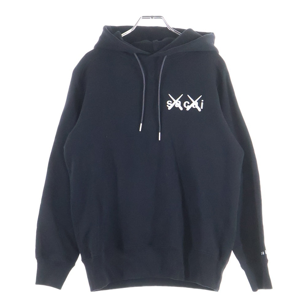 Sacai(サカイ) 21SS ×KAWS 刺繍ロゴ プルオーバーパーカー ブラック 21-0283S