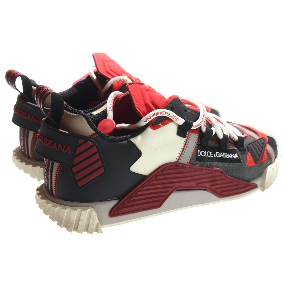 DOLCE & GABBANA(ドルチェアンドガッバーナ) NS1 ロゴラベル ローカットスニーカー ブラック/レッド CS1770 AJ974