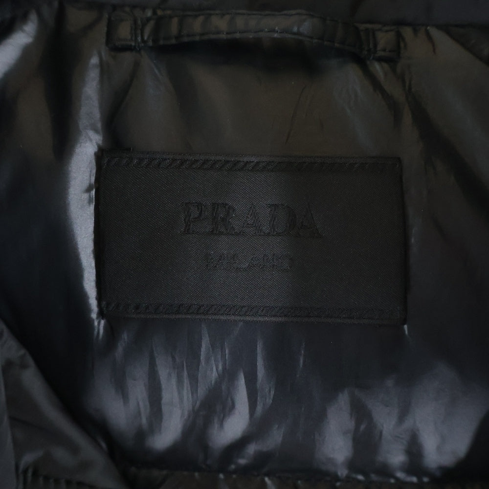 PRADA(プラダ) 23AW アームトライアングルロゴプレート ジップアップナイロンジャケット ブラック SGH071 R232