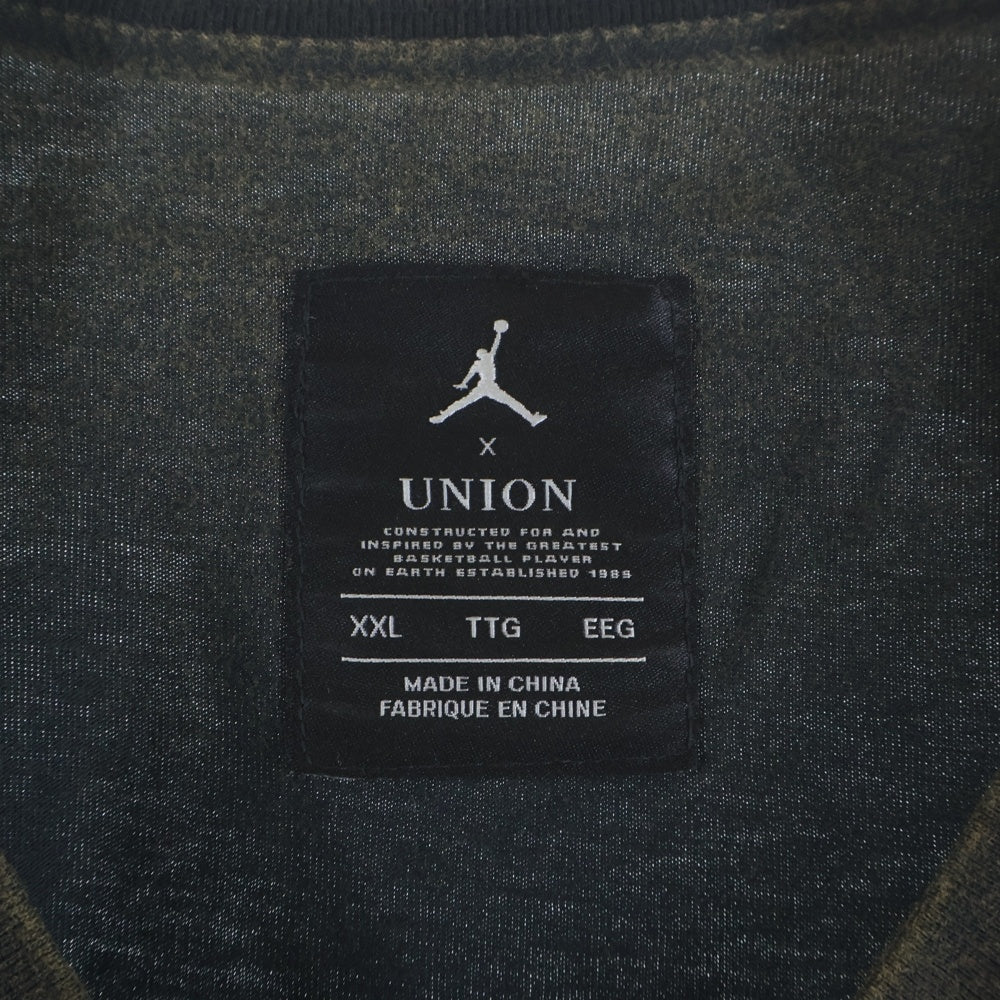 NIKE(ナイキ) ×UNION ユニオン グラフィック プリント クルーネック 半袖Tシャツ カットソー ブラウン AV5886-010