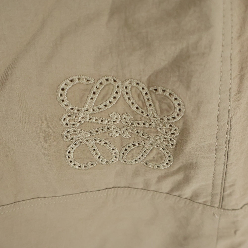 LOEWE(ロエベ) アナグラム刺繍 プリーツ入り ロング長袖シャツワンピース ベージュ レディース S616Y09XA1