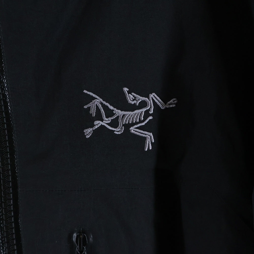 ARC'TERYX(アークテリクス) Beta Insulated Jacket ナイロンフーディーダウンジャケット ブラック X000007341