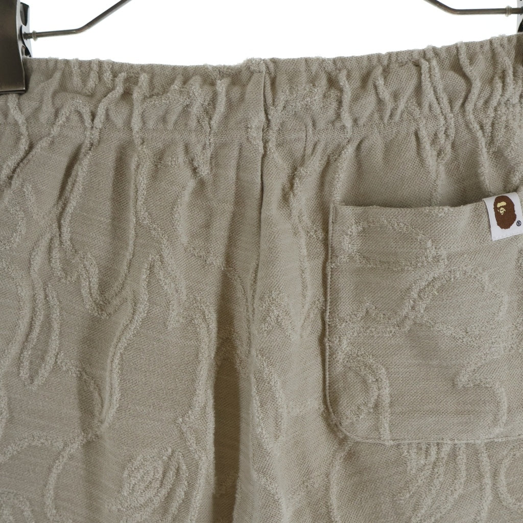 A BATHING APE(アベイシングエイプ) NEON CAMO JACQUARD SWEAT SHORTS ネオンカモ ジャカード スウェットショートパンツ レディース ベージュ 1M30-253-302
