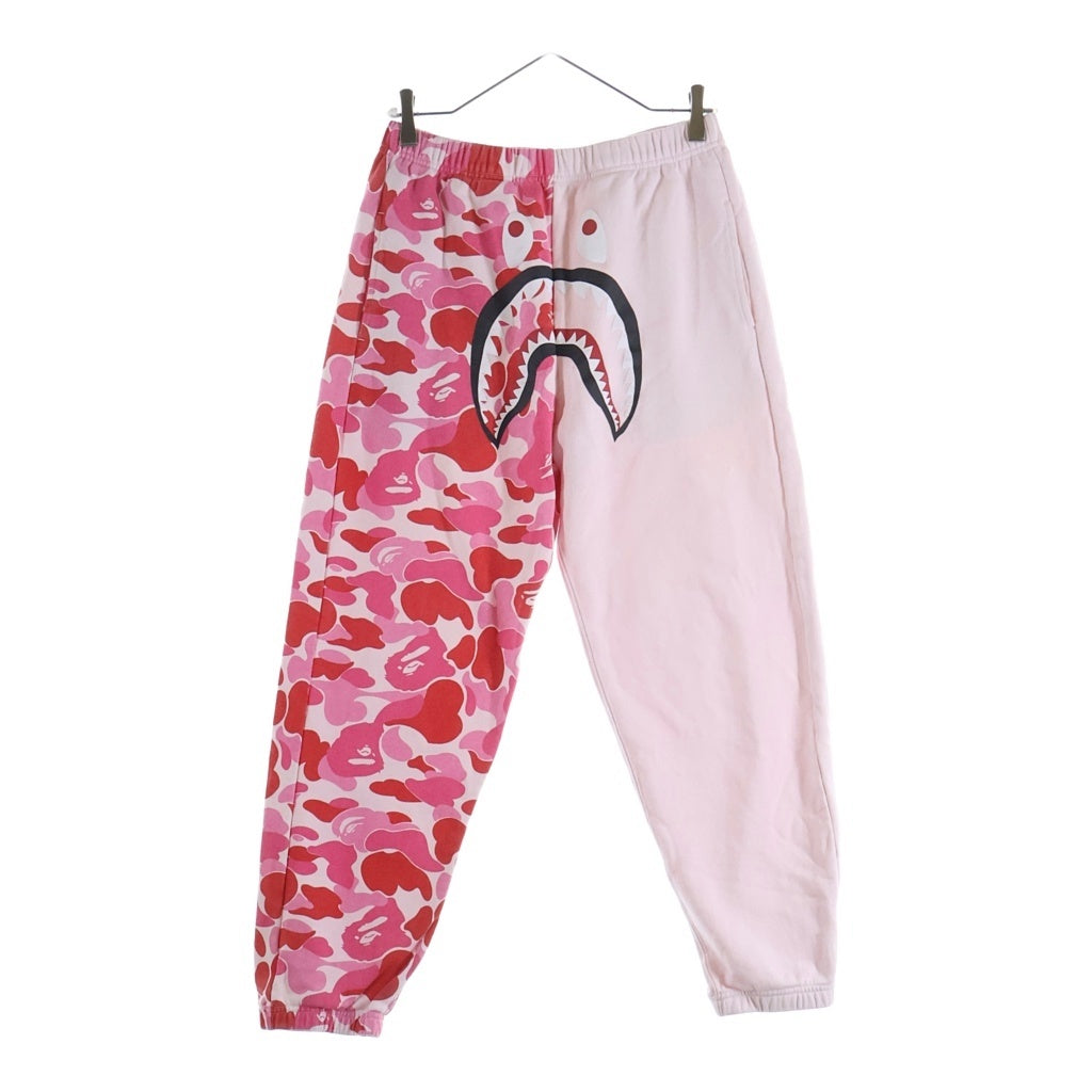 A BATHING APE(アベイシングエイプ) ABC CAMO SHARK SWEAT PANTS ABCカモ シャーク スウェットパンツ レディース ピンク 1M30-252-301