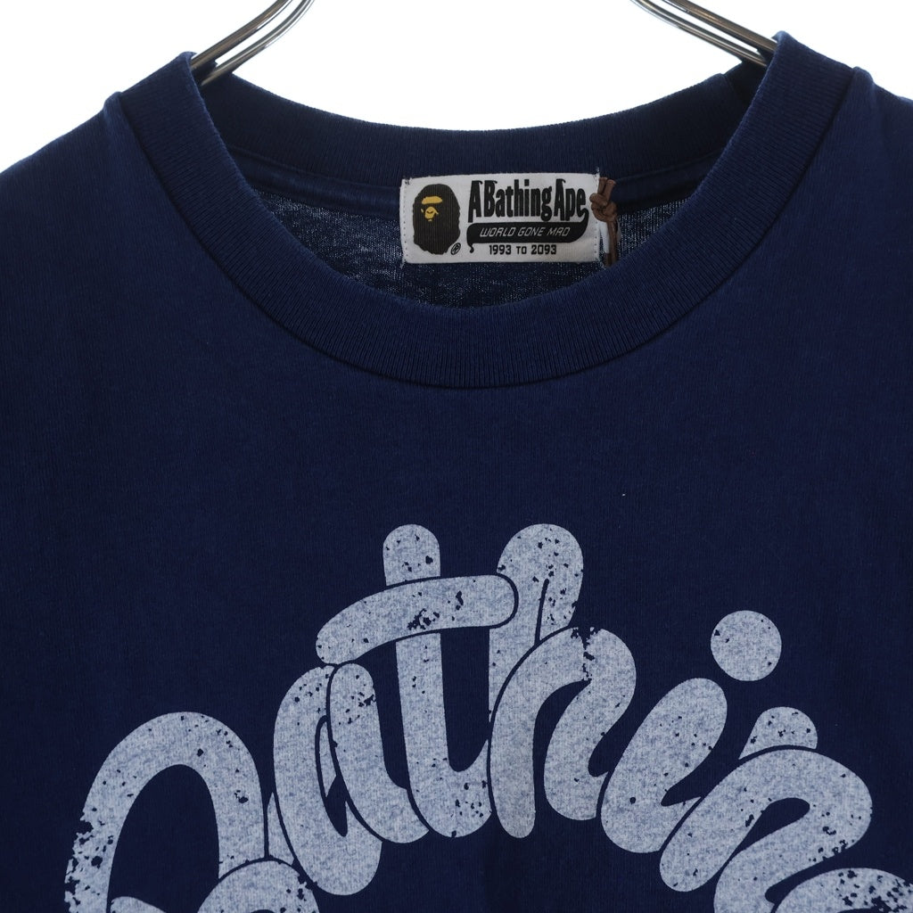A BATHING APE(アベイシングエイプ) LOGO INDIGO TEE ロゴプリント クルーネック半袖Tシャツカットソー ブルー