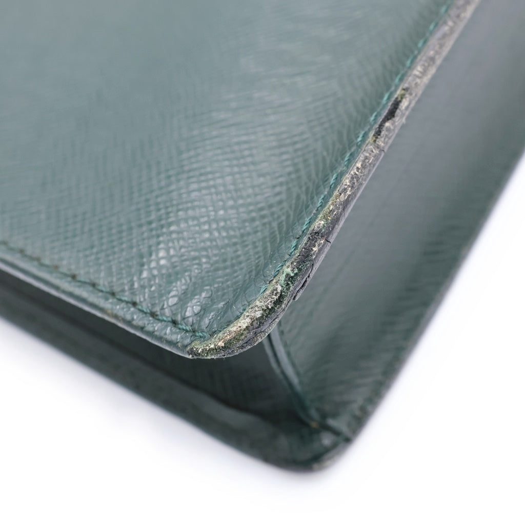 LOUIS VUITTON(ルイヴィトン) タイガ セルヴィエット・クラド エピセア レザーハンドバッグ ブリーフケース グリーン M30074