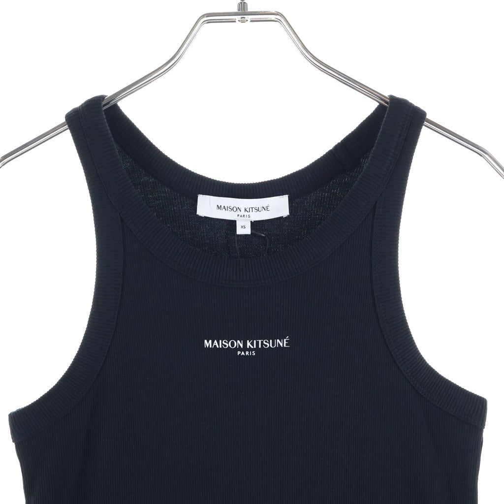 MAISON KITSUNE(メゾンキツネ) リブ タンク ドレス ラバーロゴプリント ノースリーブコットンワンピース レディース ブラック QW01650KA0033