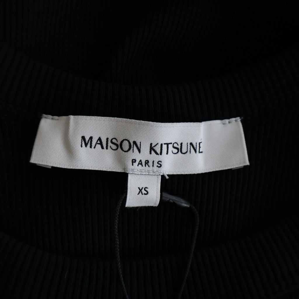 MAISON KITSUNE(メゾンキツネ) リブ タンク ドレス ラバーロゴプリント ノースリーブコットンワンピース レディース ブラック QW01650KA0033