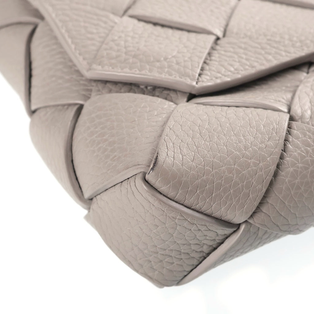 BOTTEGA VENETA(ボッテガヴェネタ) ディアゴ イントレチャートグレインレザーショルダーバッグ グレー 795637V4FV11638 レディース