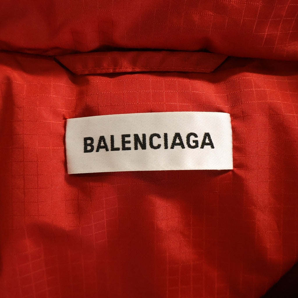 BALENCIAGA(バレンシアガ) New Swing Puffer ニュースイング パファー ジップアップ 中綿ダウンジャケット レッド 555346