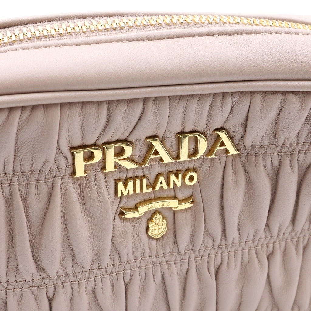PRADA(プラダ) ナッパ ゴーフル カメラバッグ ショルダーバッグ ピンク 1BH112 レディース
