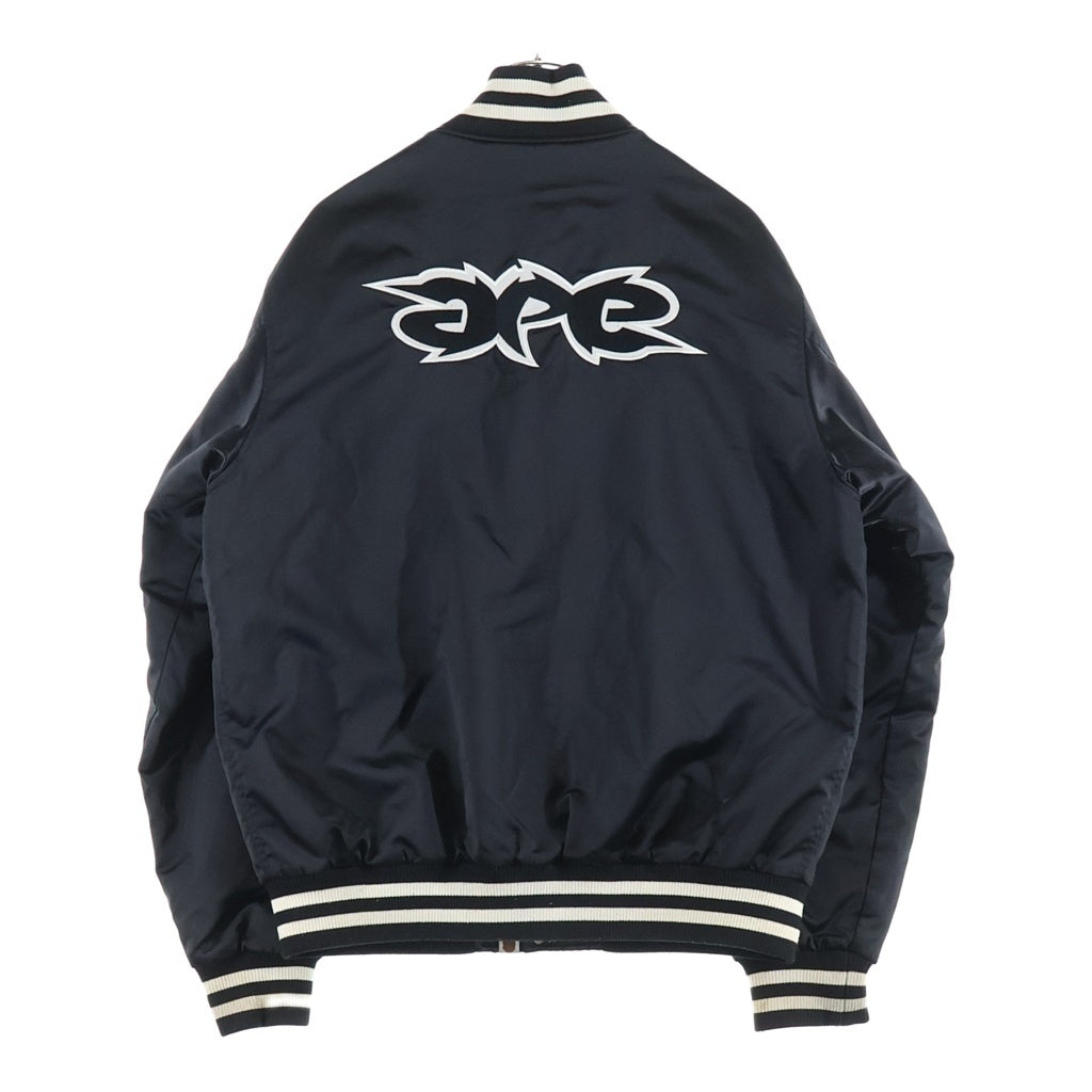 A BATHING APE(アベイシングエイプ) RELAXED FIT NYLON VARSITY JACKET バックロゴ刺繍 リラックスフィット ナイロンバーシティジャケット ブラック 1I80141002-BLK-00M