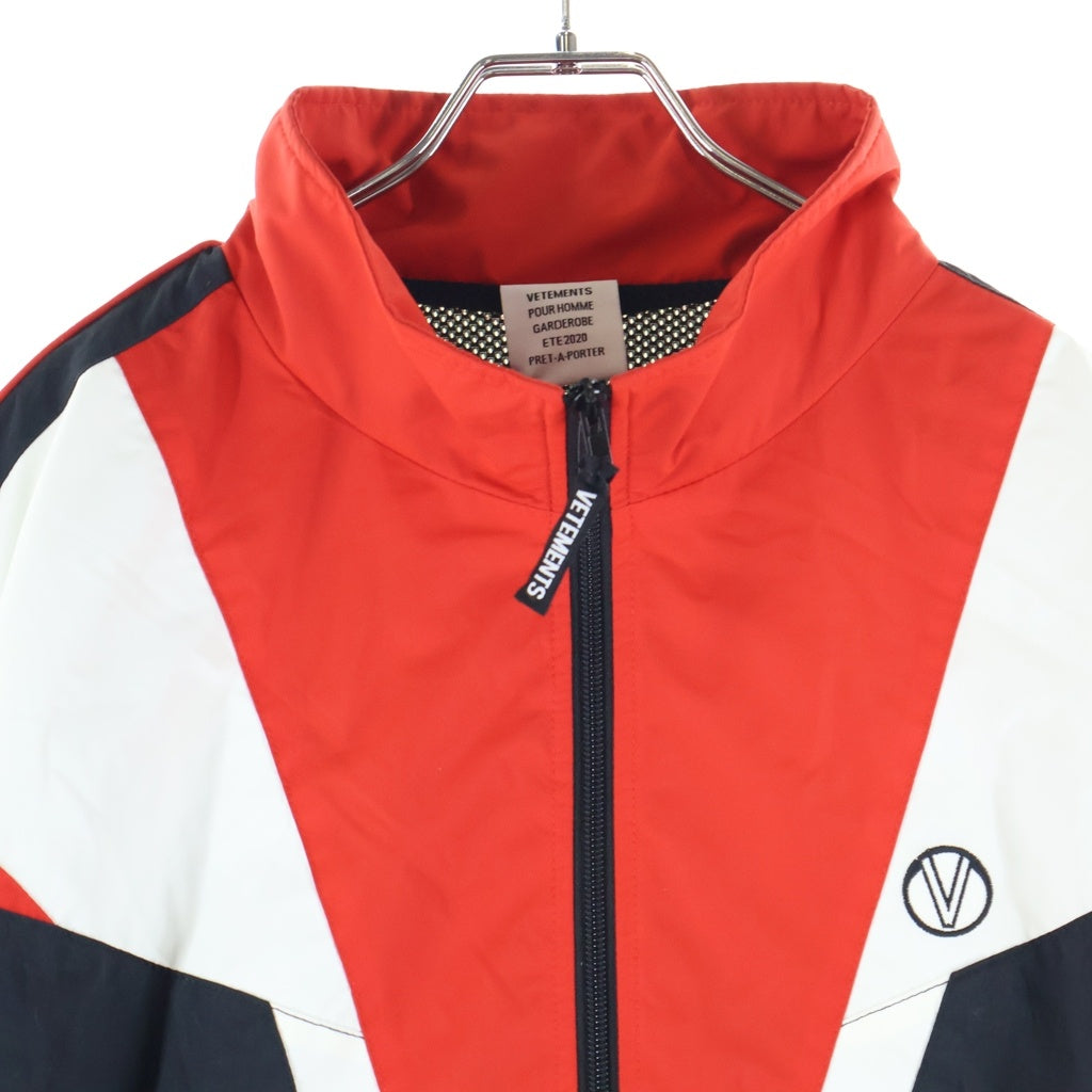 VETEMENTS(ヴェトモン) 20SS marijuna Docking Track ナイロンジャケット ブラック/レッド MSS20JA242