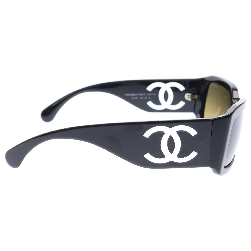 CHANEL(シャネル) レクタングルシェイプ サングラス ブラック アイウェア 61□20 5526-A