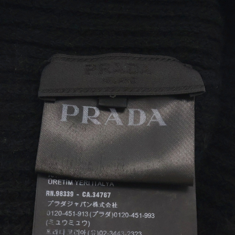 PRADA(プラダ) ビーニー ニットキャップ ブラック コットン 三角プレート トライアングルロゴ