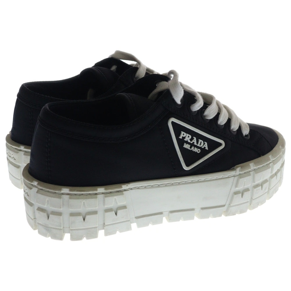 PRADA(プラダ) RE-NYLON リナイロン エコニール ダブルホイール ラバートライアングルロゴ ローカットシューズ スニーカー ブラック/ホワイト レディース 1E260M 3LFX