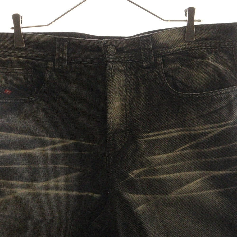 DIESEL(ディーゼル) P-HANS 5-Pocket Pants With Layered Leg ダメージ加工 レイヤードレッグ ワイド ストレートデニムパンツ ジーンズ ブラック/ブラウン A14121