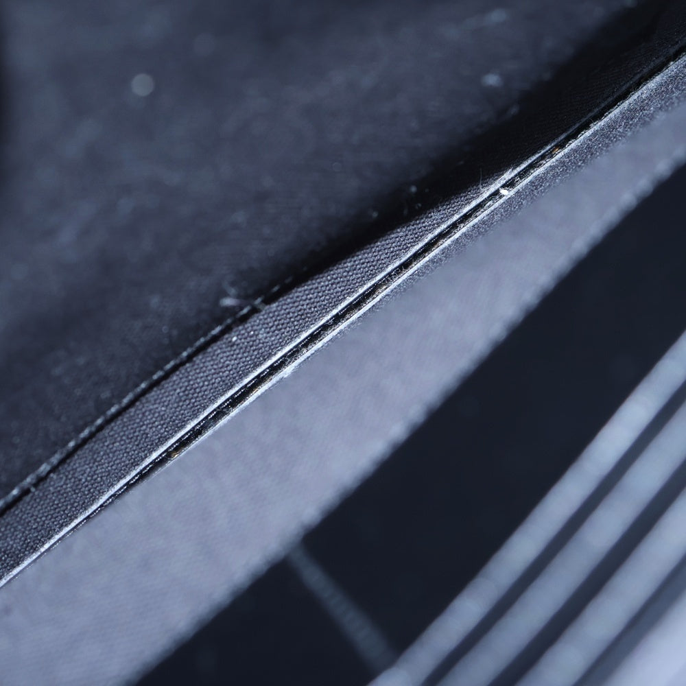 GUCCI(グッチ) ブレードエンブロイダリー クラッチバッグ セカンドバッグ ブラック レザー 597678 シルバー金具