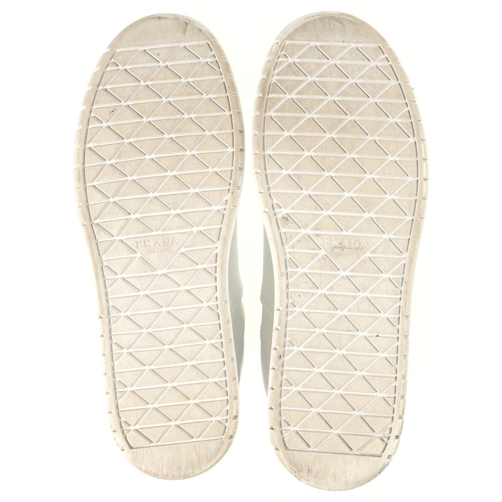 PRADA(プラダ) トライアングルロゴ ローカットスニーカー ホワイト レディース