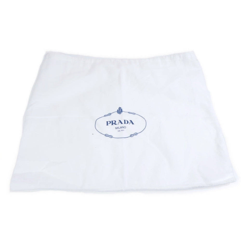 PRADA(プラダ) トライアングルロゴ ローカットスニーカー ホワイト レディース