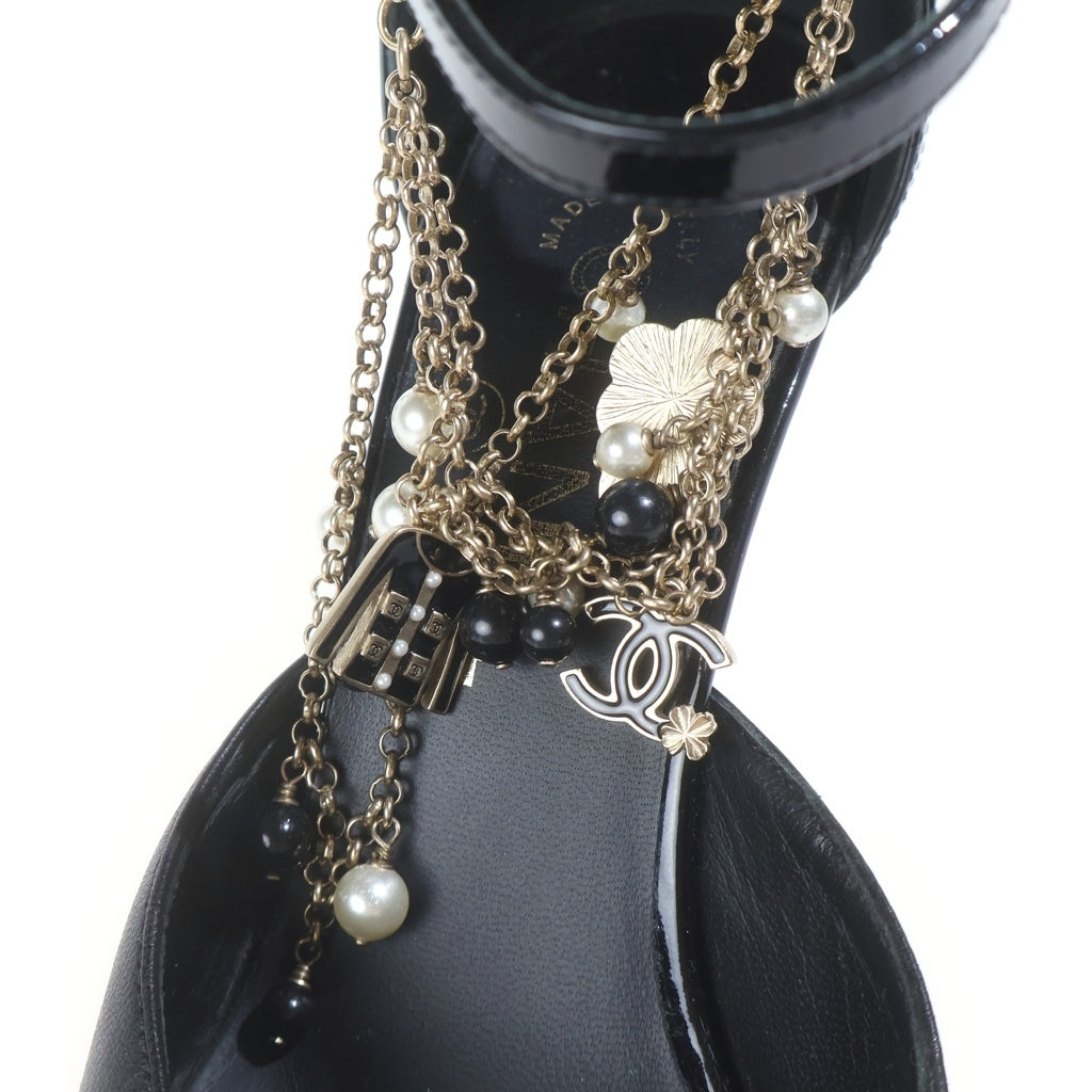 CHANEL(シャネル) アンクルチェーンヒールパンプス チャーム ブラック エナメル×レザー #37 レディース