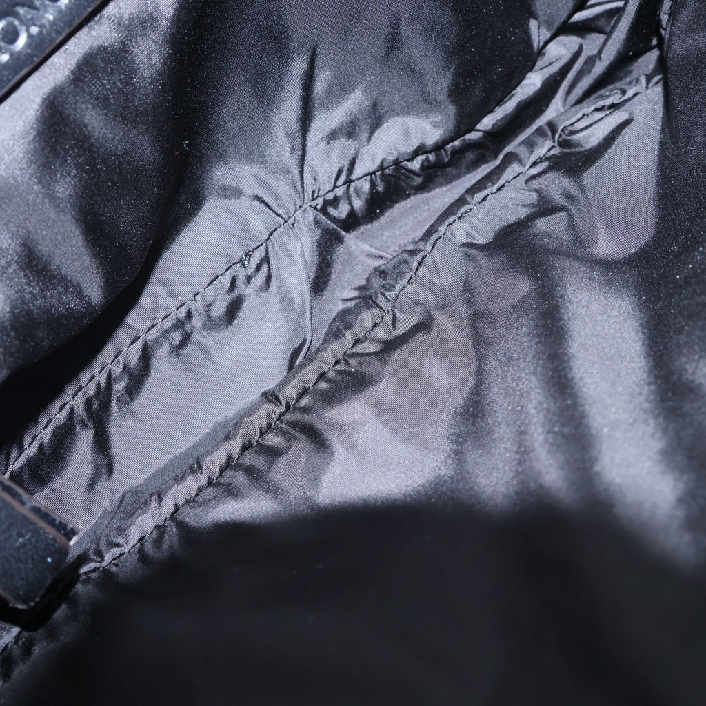 MONCLER(モンクレール) ウエストバック ボディバック ロゴ ホワイト/ブラック F109A5M70110
