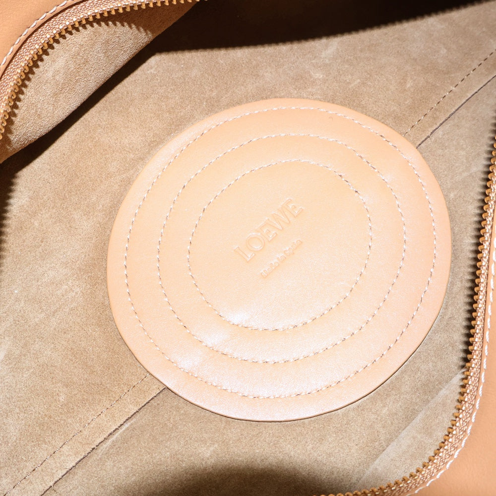LOEWE(ロエベ) パセオ ハンドバッグ ベージュ レザー ショルダーストラップ 斜め掛けバッグ