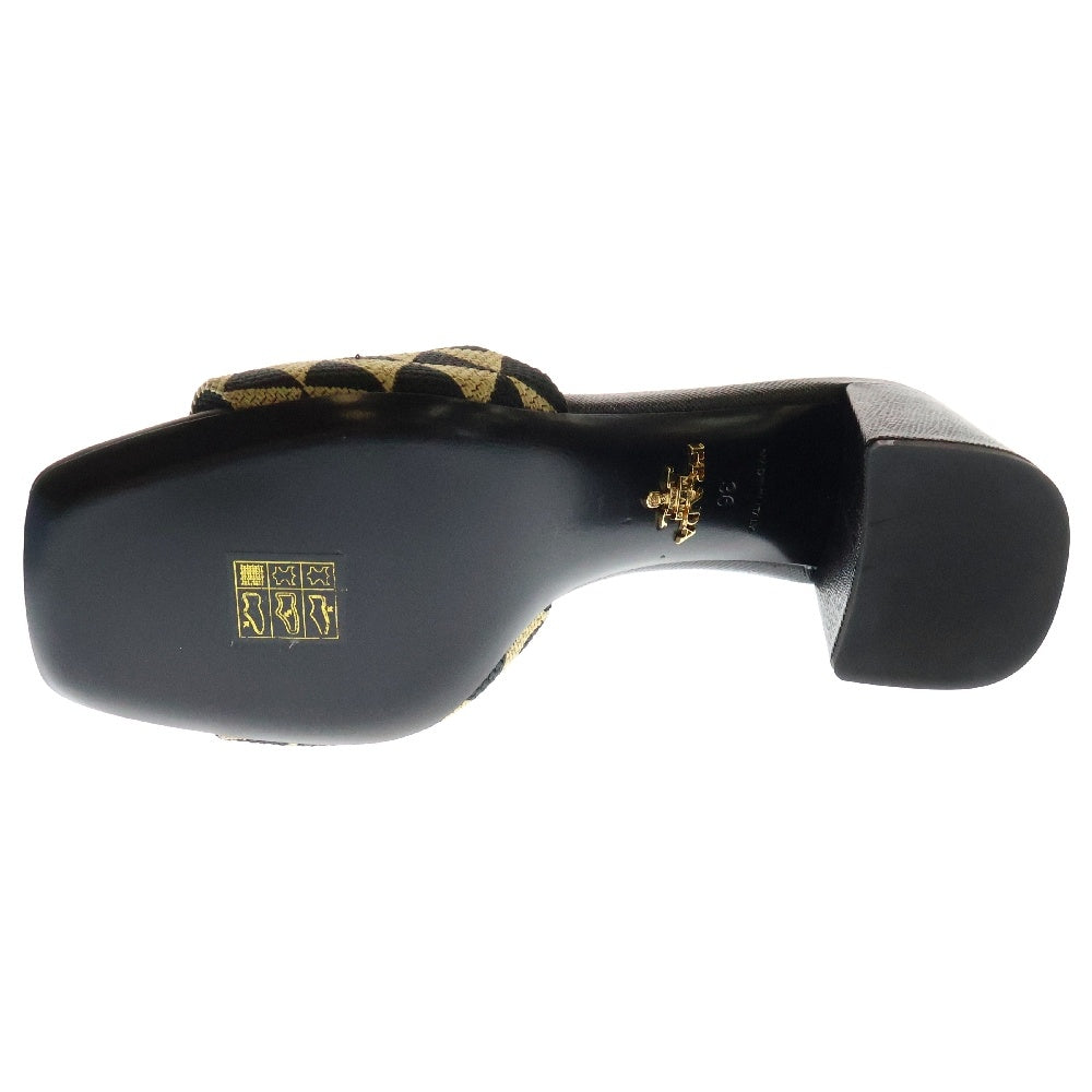 PRADA(プラダ) Embroidered fabric slides エンブロイダリー ファブリック スライド トライアングルロゴプレート サンダル ブラック×ベージュ レザー 1XX637