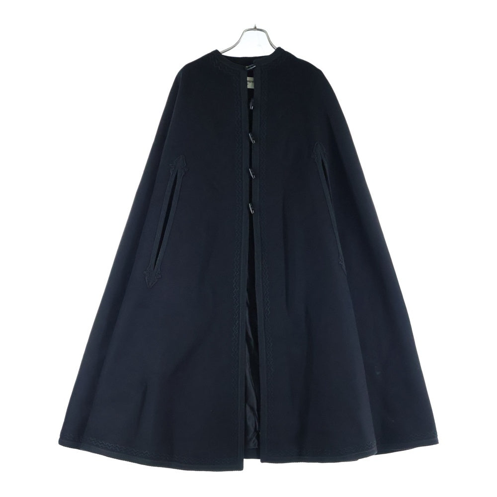 SAINT LAURENT PARIS(サンローランパリ) コード刺繍 トグルボタン ノーカラー カシミヤ混 メルトンウール ロングコート ポンチョ ブラック 535611