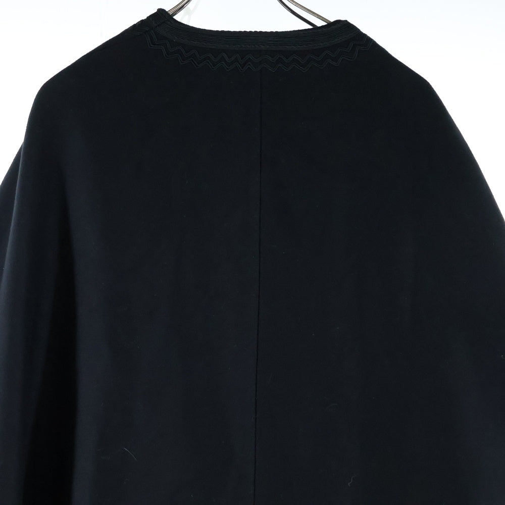 SAINT LAURENT PARIS(サンローランパリ) コード刺繍 トグルボタン ノーカラー カシミヤ混 メルトンウール ロングコート ポンチョ ブラック 535611