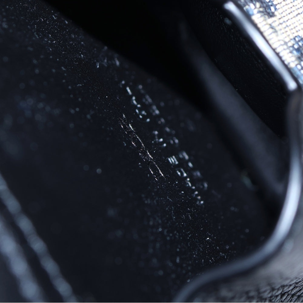 Christian Dior(クリスチャンディオール) オブリーク Bobby ベアー クマ イヤフォンケース エアーポッズケース バッグチャーム ネイビー キャンバス×レザー シルバー金具 レディース