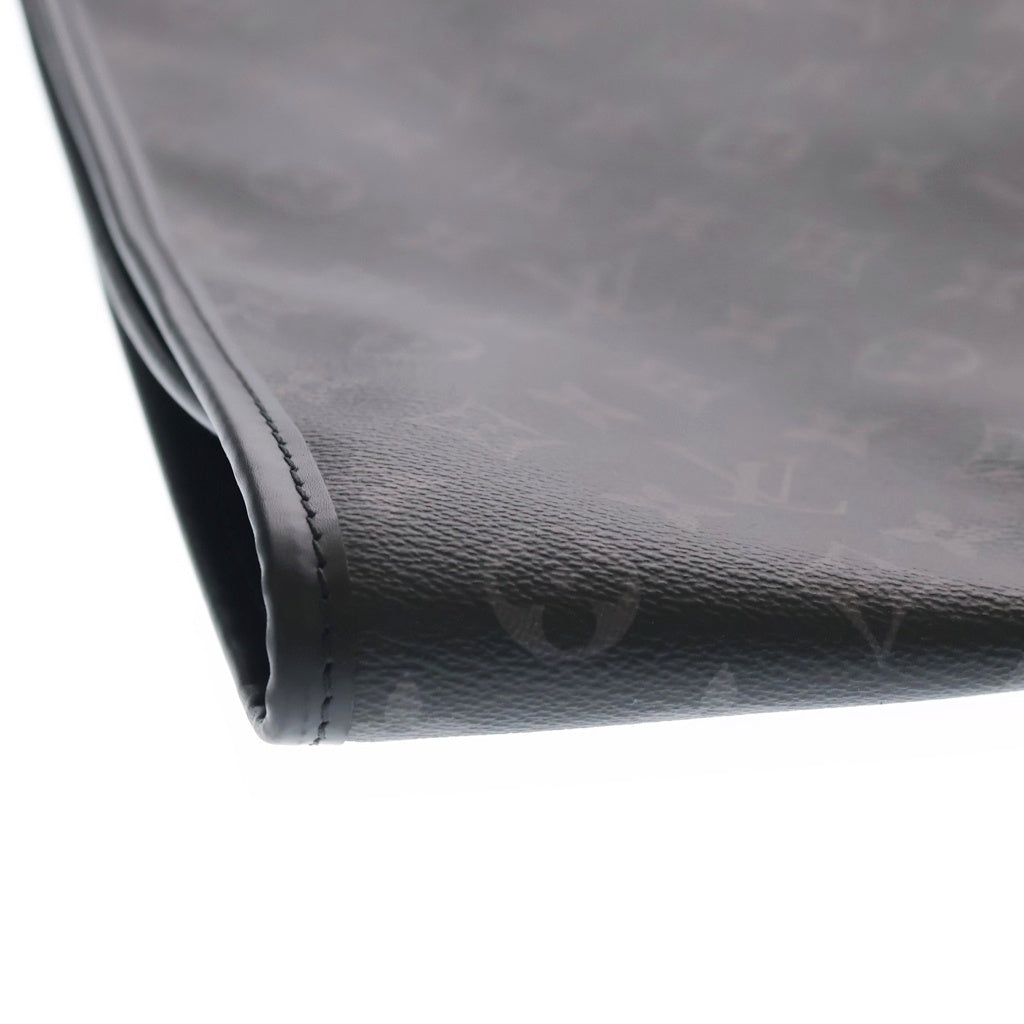 LOUIS VUITTON(ルイヴィトン) モノグラムエクリプス ポルトアビ ガーメントバッグ ブラック PVCレザー M43686