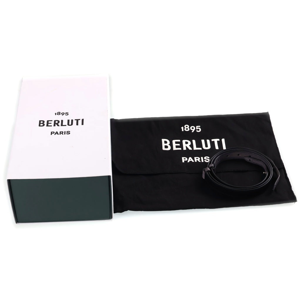 Berluti(ベルルッティ) トゥジュール ガリバー スクリット カリグラフィ 2WAYハンドバッグ ショルダーバッグ グレー シルバー金具 レディース