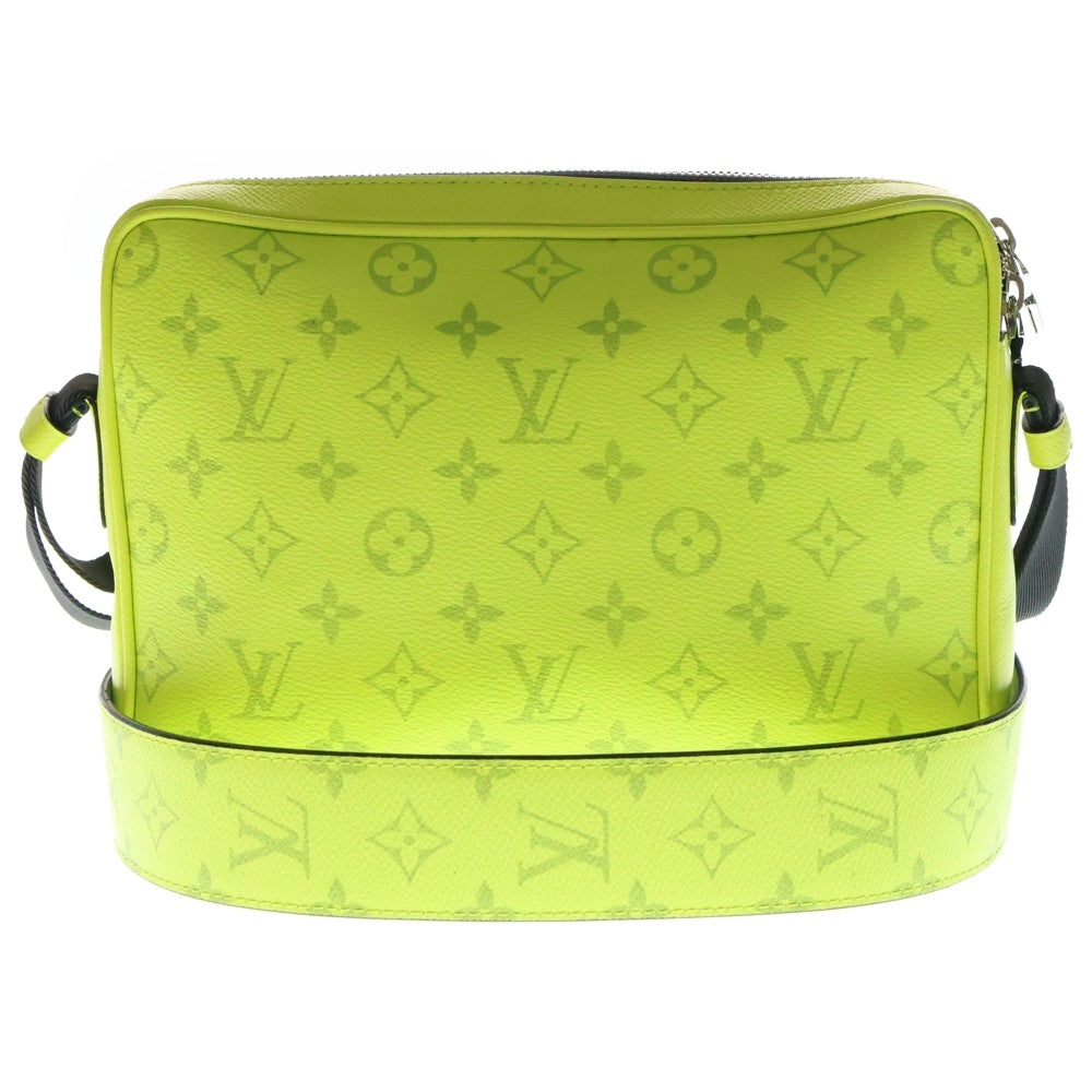 LOUIS VUITTON(ルイヴィトン) モノグラム タイガラマ アウトドア メッセンジャーPM レザーショルダーバッグ イエロー M30239