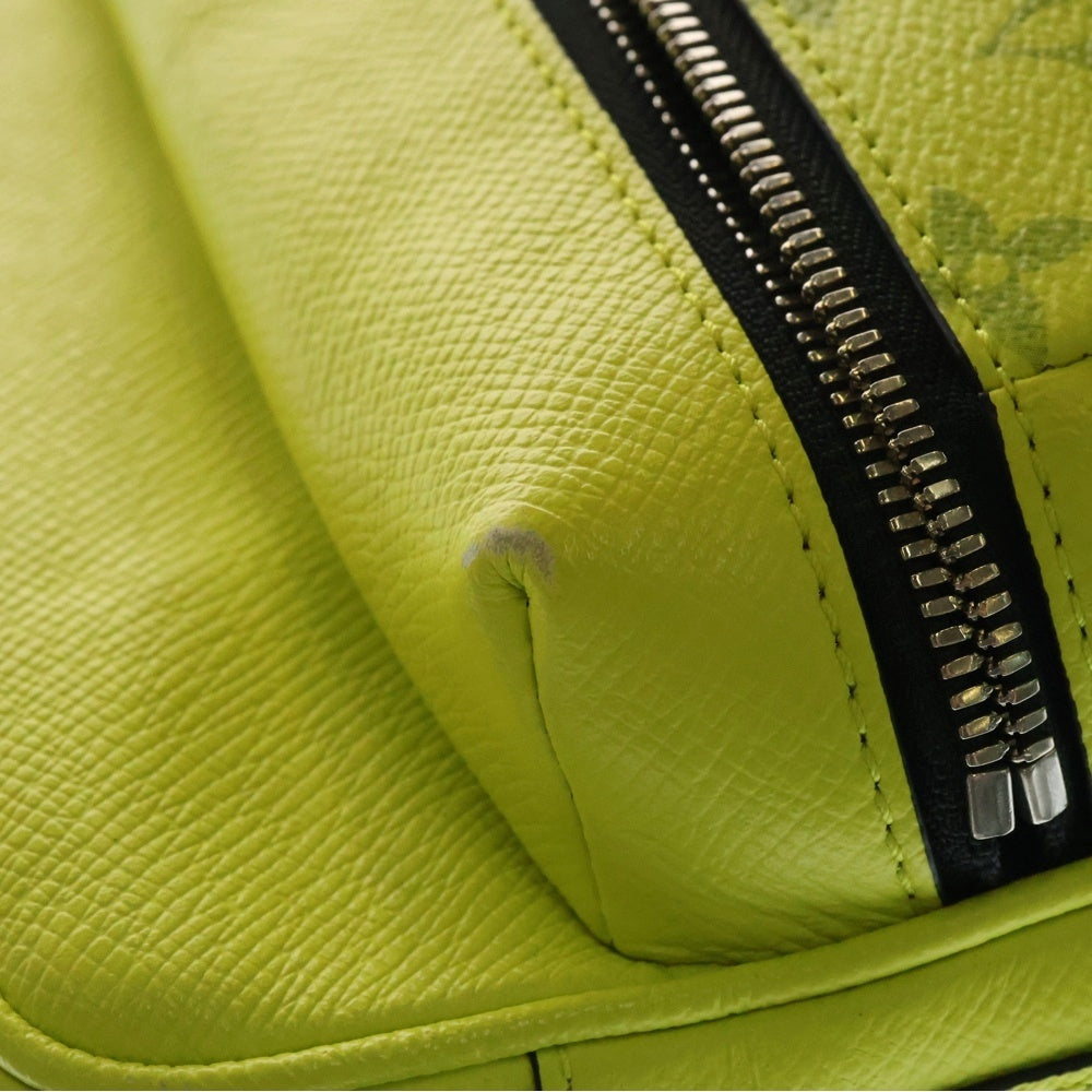 LOUIS VUITTON(ルイヴィトン) モノグラム タイガラマ アウトドア メッセンジャーPM レザーショルダーバッグ イエロー M30239