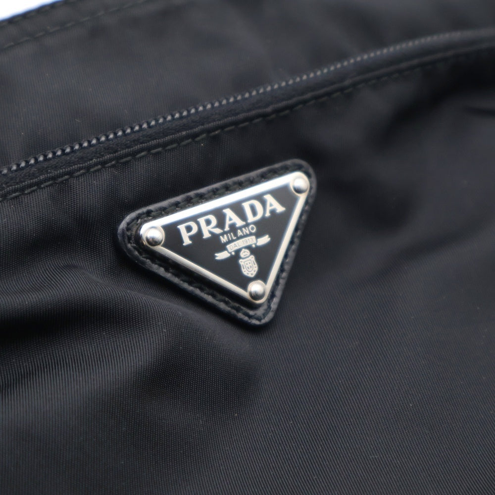 PRADA(プラダ) ヴェラ テスート トライアングルプレート ロゴ ナイロン ショルダーバッグ ブラック 1BH978