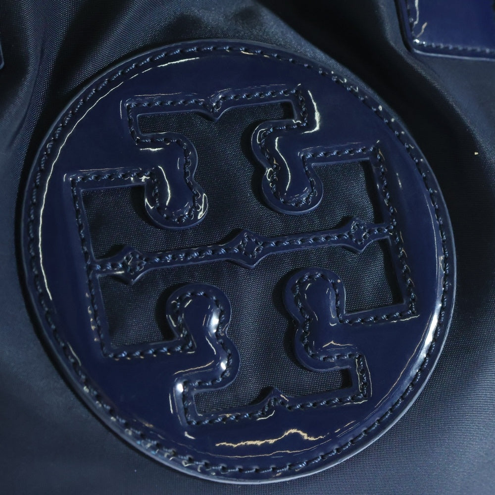 TORY BURCH(トリー バーチ) パテントレザー ワッペンロゴ ナイロン ハンド トートバッグ ネイビー